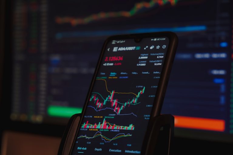 Smart Investors Are Betting Big on TSX Tech IPO Opportunities Despite Market Volatility